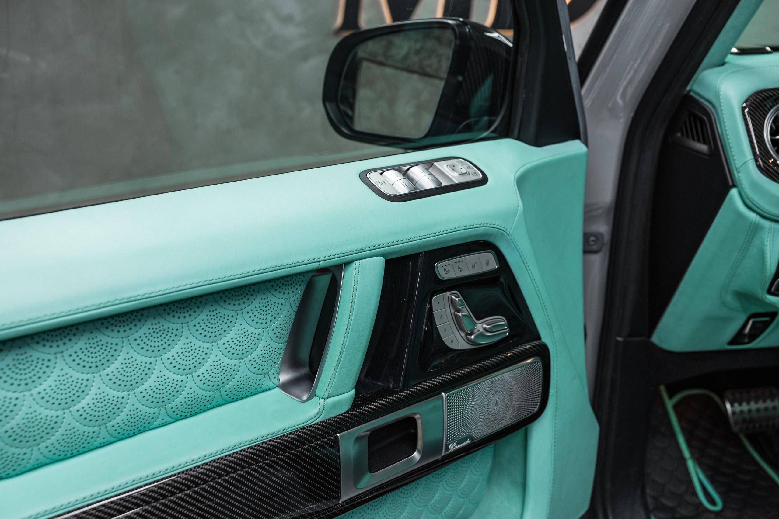 Mercedes Brabus — задняя часть
